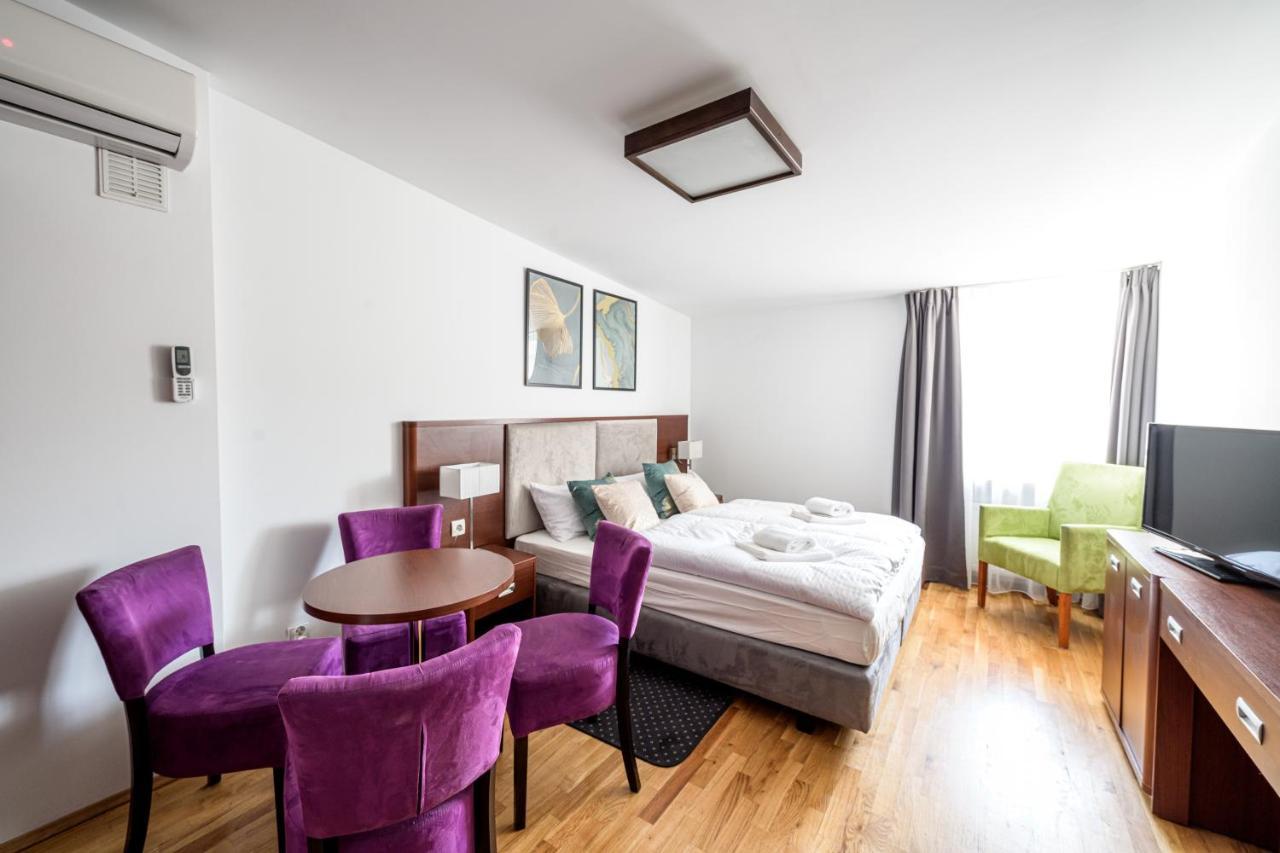 On/Set Aparthotel Cracovia Exterior foto