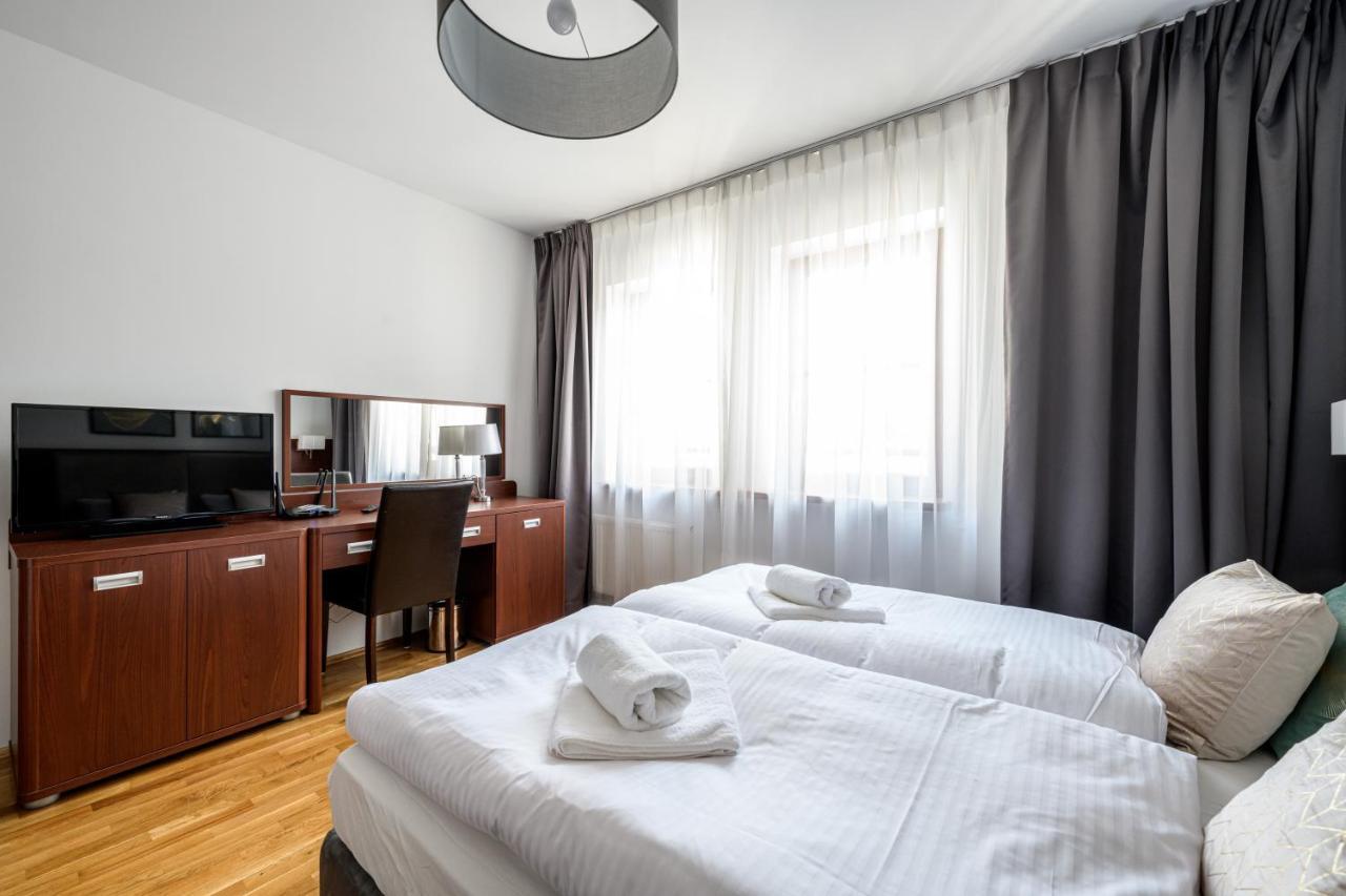 On/Set Aparthotel Cracovia Exterior foto